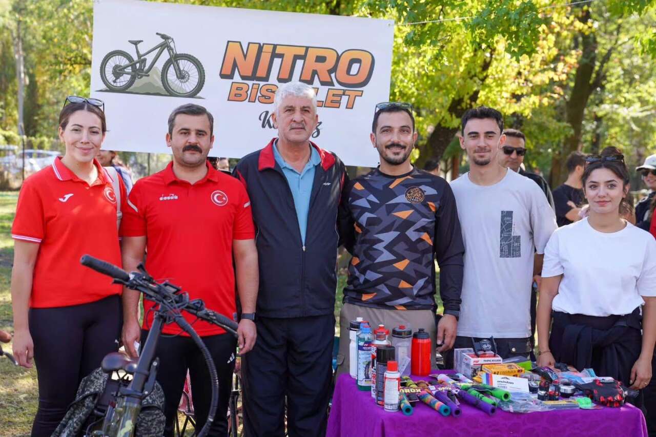 Köyceğiz’de Cumhuriyet Coşkusu Bisiklet Turu ve Şenlikle Yaşandı 2